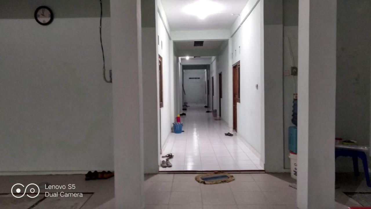 Spot On 93020 Rumah Singgah Ganjuran Bantul Exterior photo