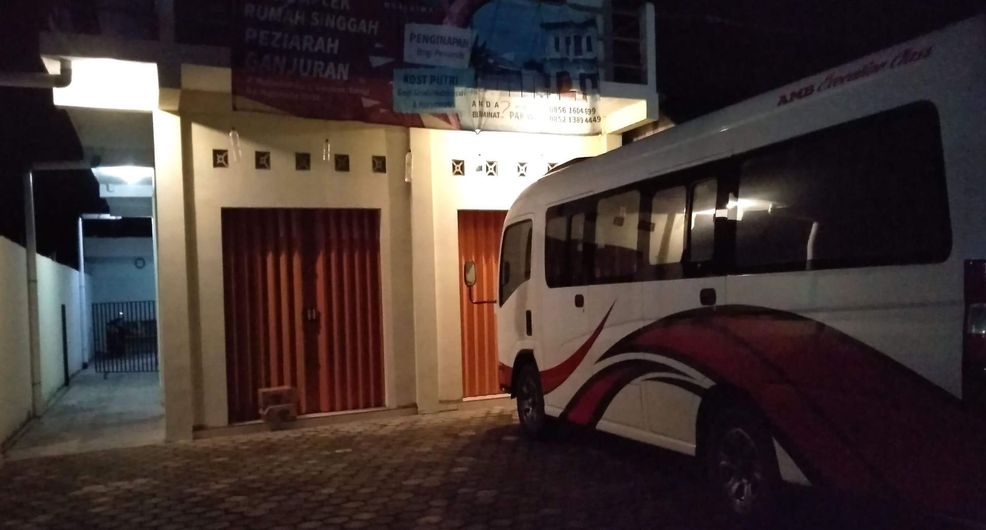 Spot On 93020 Rumah Singgah Ganjuran Bantul Exterior photo