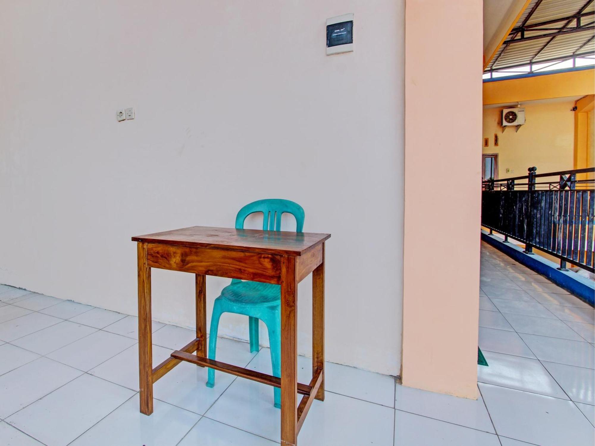 Spot On 93020 Rumah Singgah Ganjuran Bantul Exterior photo